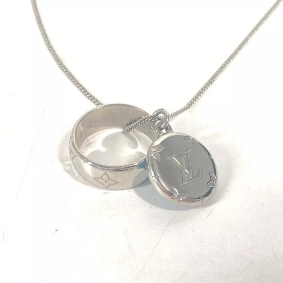 LOUIS VUITTON Monogram Ring Necklace Accessories chain Necklace